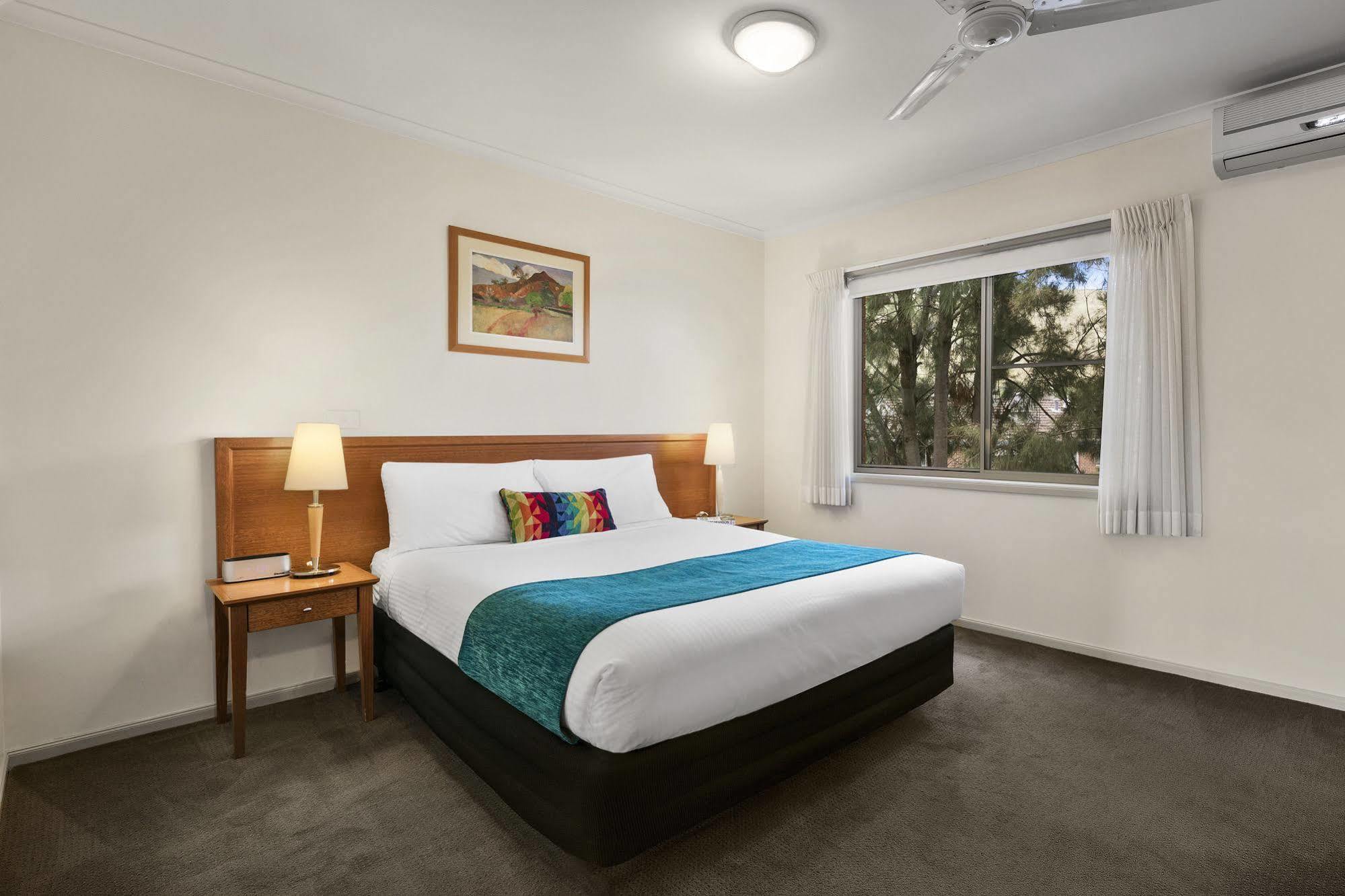 Quest Tamworth Aparthotel Buitenkant foto