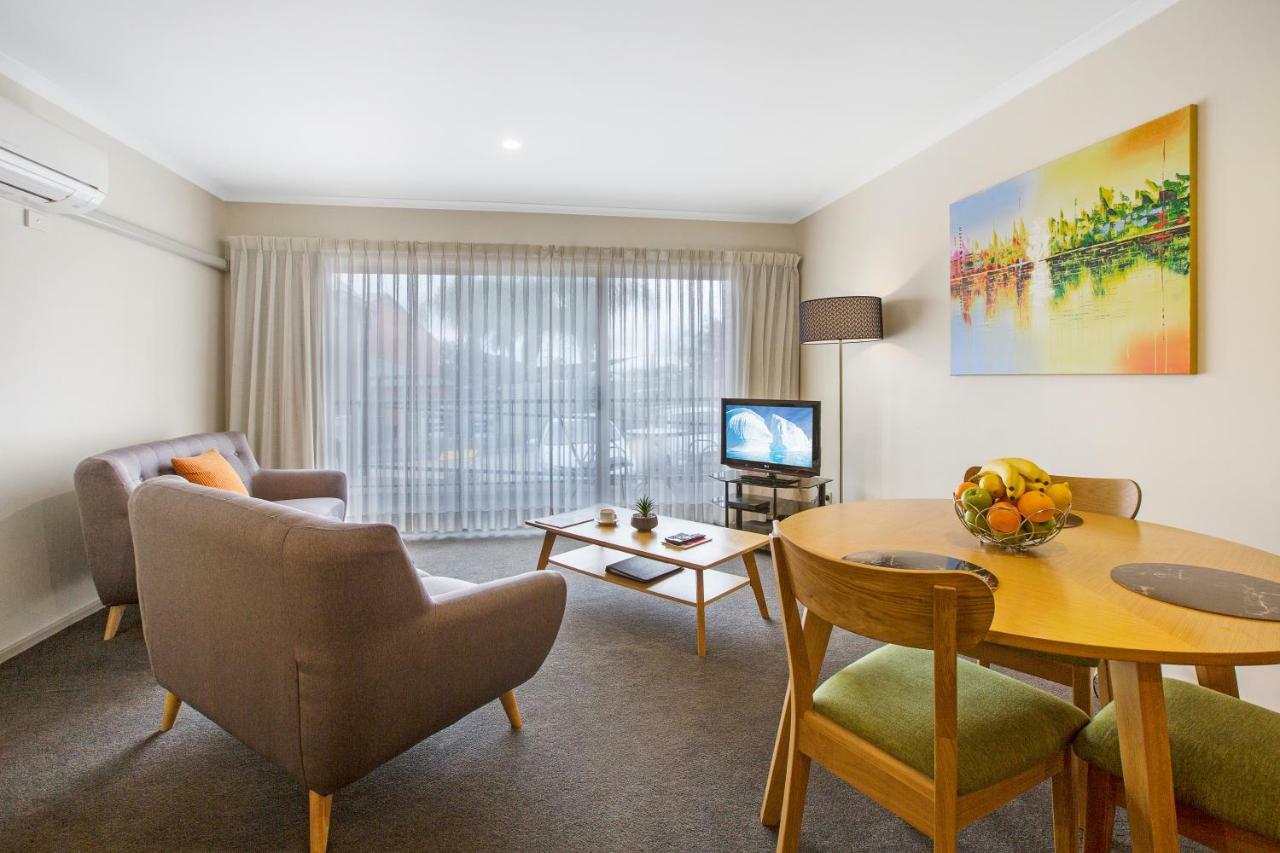 Quest Tamworth Aparthotel Buitenkant foto